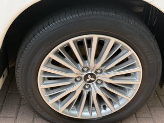 Mitsubishi Outlander PHEV Basis 4WD Plug in Hybrid - bilder 55