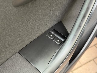 Opel Astra J 5-trg. Selection Tüv Neu - foto 9