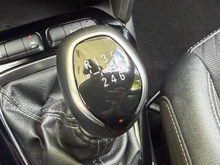 Opel Corsa F Elegance Apple CarPlay - bilder 28