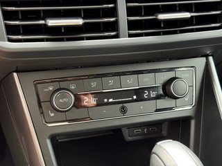 Volkswagen Polo VI Highline Automatik - bilder 23