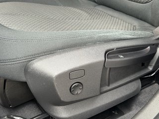 BMW 220 i Advantage Automatik 1.Hand - foto 8