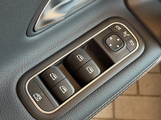 Mercedes-Benz A 180 Automatik Junge Sterne Garantie - bilder 8