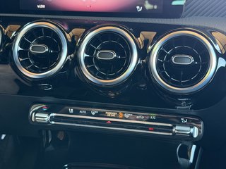 Mercedes-Benz A 180 Automatik Junge Sterne Garantie - bilder 28