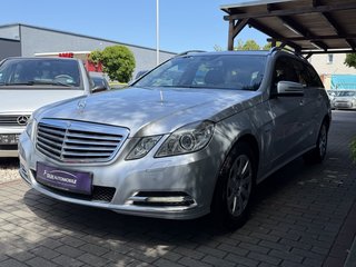 Mercedes-Benz E 200 CGI BlueEfficiency Automatik Navi - foto 3