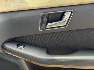 Mercedes-Benz E 200 CGI BlueEfficiency Automatik Navi - foto 30