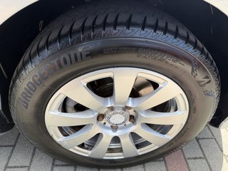 Mercedes-Benz E 200 CGI BlueEfficiency Automatik Navi - foto 47