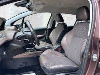 Peugeot 2008 Allure  Standheizung PDC - foto 2