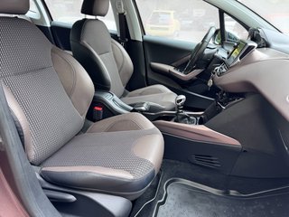 Peugeot 2008 Allure  Standheizung PDC - foto 4