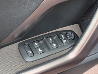 Peugeot 2008 Allure  Standheizung PDC - foto 9