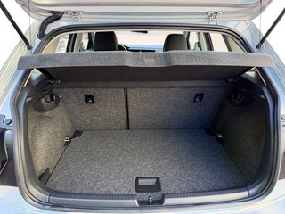 Volkswagen Polo VI Comfortline Automatik - foto 29