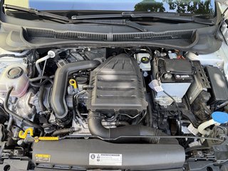 Volkswagen Polo VI Comfortline Automatik - foto 32