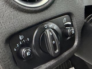 Ford Fiesta Trend 1.4 TDCI Klima Tüv 03.2018 - bilder 8