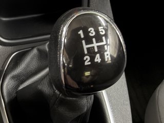 Ford Fiesta Trend 1.4 TDCI Klima Tüv 03.2018 - bilder 19