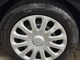 Ford Fiesta Trend 1.4 TDCI Klima Tüv 03.2018 - bilder 30