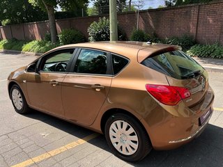 Opel Astra J 5-trg. Selection - foto 7
