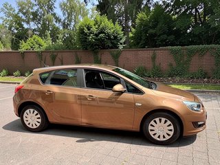Opel Astra J 5-trg. Selection - foto 8