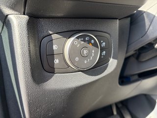 Ford Tourneo Courier Titanium +AUTOMATIK+WINTERPAKET+ - bilder 4