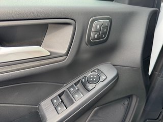 Ford Kuga Plug-In Hybrid Active X +Matrx-LED+AHK+Winterpaket - bilder 5