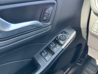 Ford Kuga Titanium +Winterpaket+AHK elektr.+Heckklappe elektr. - foto 4
