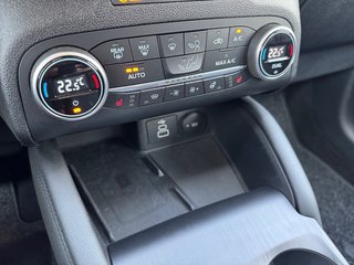 Ford Kuga Titanium +Winterpaket+AHK elektr.+Heckklappe elektr. - foto 9