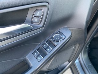 Ford Kuga Plug-In Hybrid Titanium PHEV Automatik +1.HAND+WINTERPAKET+ - foto 5