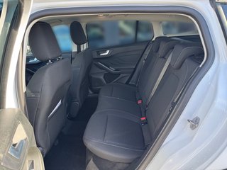 Ford Focus Turnier Active X +WINTERPAKET+PANORAMA+ - foto 2