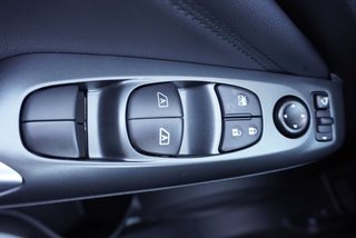 Nissan Juke 1,6 Hybrid 19*Alu/Navi/LED/ACC/Winterp   ** - bilder 18