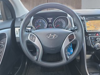 Hyundai i30 1.6 CRDi Navi/Kamera/Pdc/Ganzjahresreif. - foto 7