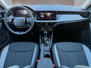 Skoda Kamiq Selection 1,5TSI DSG Kamera/LED/Kessy/Winterp.  ** - bilder 6