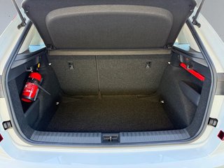 Skoda Kamiq Selection 1,5TSI DSG Kamera/LED/Kessy/Winterp.  ** - bilder 12