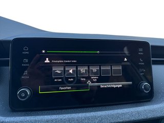 Skoda Kamiq Selection 1,5TSI DSG Kamera/LED/Kessy/Winterp.  ** - bilder 45