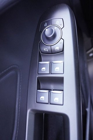 Ford Focus Active X 1,0 155PS aAHK/Navi/Kamera/Winterp.   ** - bilder 20