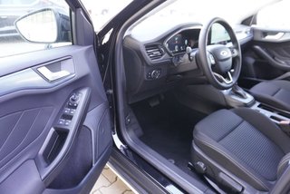 Ford Focus Active X 1,0 155PS aAHK/Navi/Kamera/Winterp.   ** - bilder 4