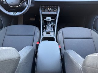 Skoda Karoq 1,5TSI DSG aAHK/Navi/Kamera/LED/ACC/Winterp.   ** - foto 7