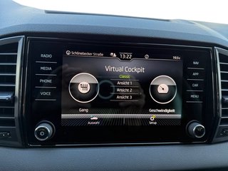 Skoda Karoq 1,5TSI DSG aAHK/Navi/Kamera/LED/ACC/Winterp.   ** - foto 32