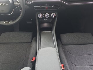 Skoda Kodiaq 2,0TSI DSG 4x4 AHK/4*J.Gar/Navi/el.Klappe/Kamera  ** - foto 7