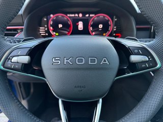 Skoda Kamiq Monte Carlo 1,5TSI DSG 4*J.Gar/18*Alu/el.Klappe  ** - bilder 17