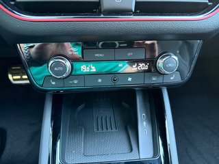 Skoda Kamiq Monte Carlo 1,5TSI DSG 4*J.Gar/18*Alu/el.Klappe  ** - bilder 20
