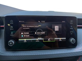 Skoda Kamiq Monte Carlo 1,5TSI DSG 4*J.Gar/18*Alu/el.Klappe  ** - bilder 24