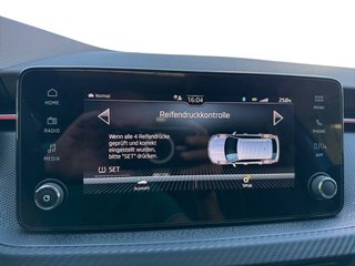 Skoda Kamiq Monte Carlo 1,5TSI DSG 4*J.Gar/18*Alu/el.Klappe  ** - bilder 36
