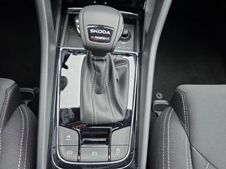 Skoda Karoq Sportline 2,0TSI DSG Pano/AHK/4*J.Gar/Navi/Matrix   ** - foto 19