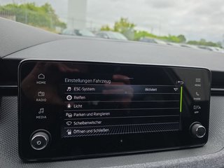 Skoda Kamiq Selection 1,0TSI DSG 16*Alu/Kessy/Kamera/2-Z.Klimaaut.  ** - foto 38