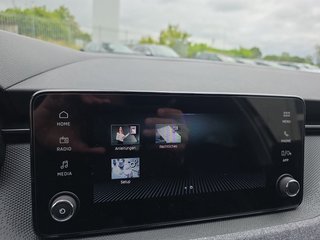 Skoda Kamiq Selection 1,0TSI DSG 16*Alu/Kessy/Kamera/2-Z.Klimaaut.  ** - foto 40