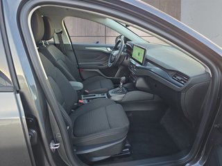 Ford Focus Active X 1,0 155PS aAHK/Navi/Kamera/Winterp.   ** - bilder 12