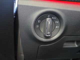 Skoda Kamiq Monte Carlo 1,5TSI DSG AHK/Matrix/el.Klappe         ** - foto 22