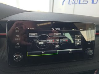 Skoda Kamiq Monte Carlo 1,5TSI DSG AHK/Matrix/el.Klappe         ** - foto 42