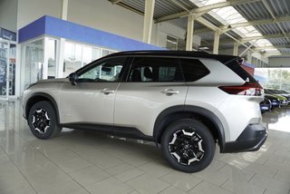 Nissan X-Trail N-Trek 1.5 VC-T e-POWER e-4ORCE UPE=53000 Euro   ** - bilder 1