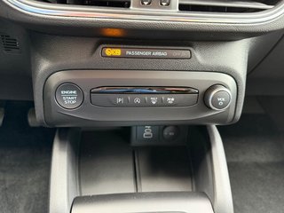 Ford Focus Turnier Titanium 1,0 125PS LED/Navi/Winterp.   ** - bilder 20