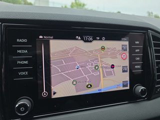 Skoda Karoq Sportline 1,5TSI DSG 5*J.Gar/aAHK/Matrix/Navi  ** - foto 25