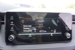 Skoda Kamiq Monte Carlo 1,5TSI DSG 4*J.Gar/18*Alu/el.Klappe  ** - bilder 35